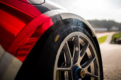 Canlı: Porsce Carrera Cup Fransa - Barcelona 2. yarış