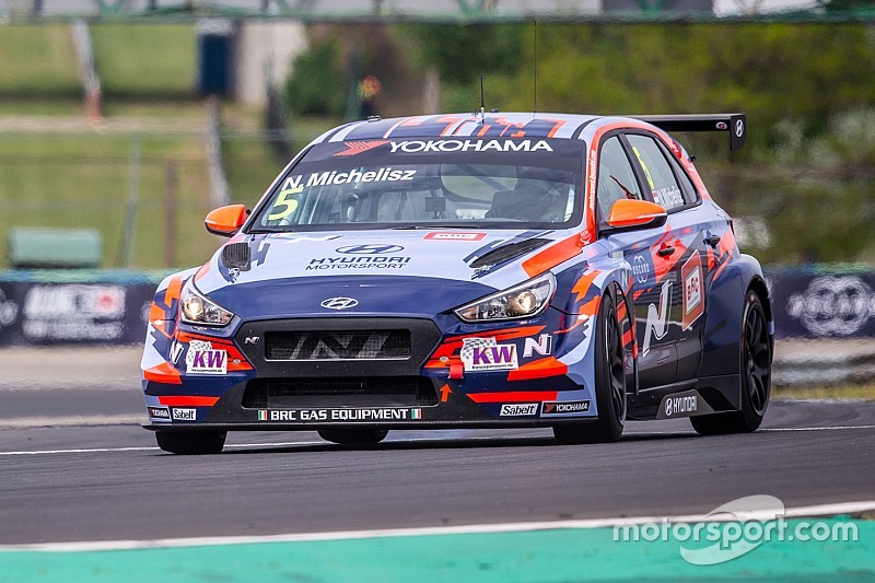 Fiato alle trombe a Budapest, Norbert Michelisz in pole position per Gara 3