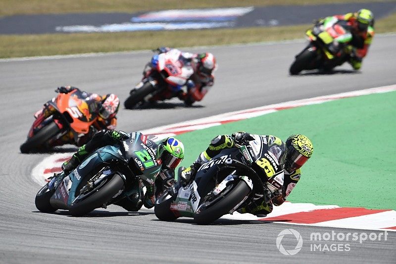 Obnubilé par le podium, Crutchlow en a trop fait