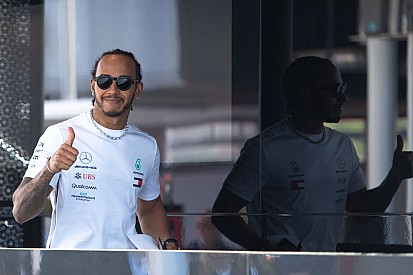 Hamilton punge Bottas: "Senza Safety Car avrei vinto con 16" di vantaggio"