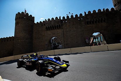 Fotostrecke: schweizer Ralph Boschung, Louis Delétraz und Sauber Junior Team am GP Aserbaidschan