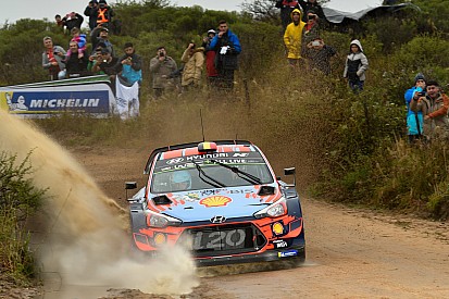WRC, Rally d'Argentina, PS8: Tanak frenato da un guasto. Neuville chiude da leader!