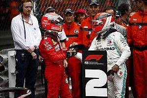 "Hamilton y Vettel harían doblete cada carrera con Mercedes", dice Marko
