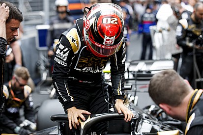 Magnussen: "Bárcsak felrobbant volna a motor!"