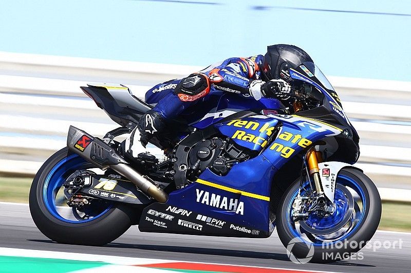 SBK, Misano, Libere 3: su pista bagnata la spunta Loris Baz