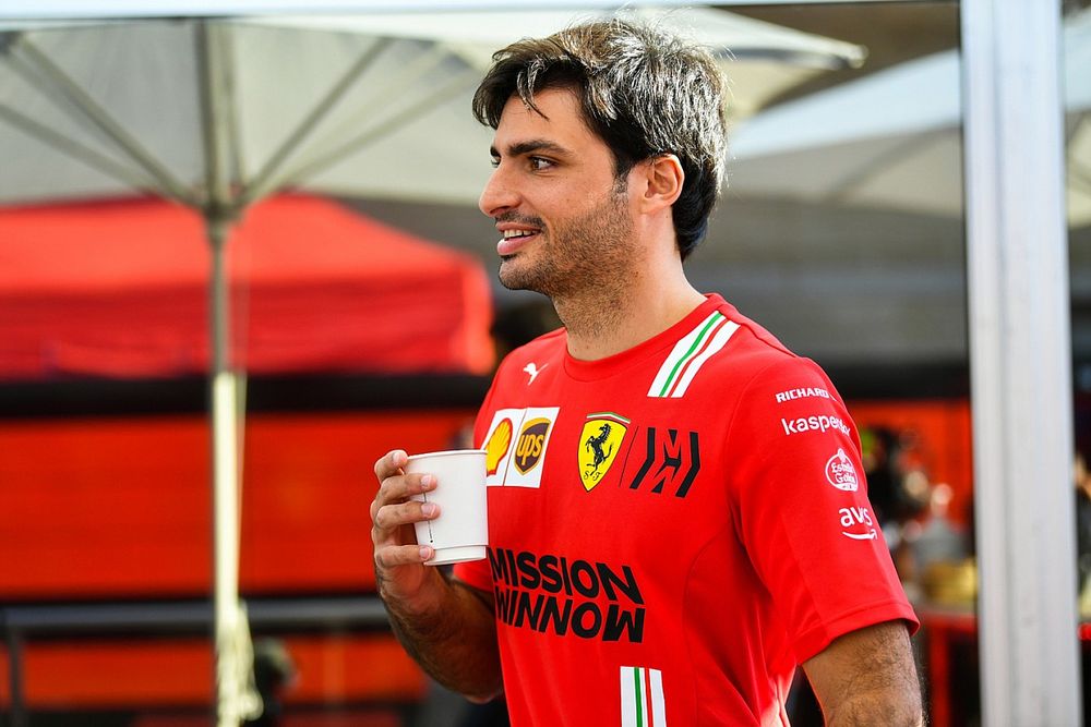 Sainz: "Sürücülerin "rekor" 2022 takvimine uyum sağlaması gerekecek"