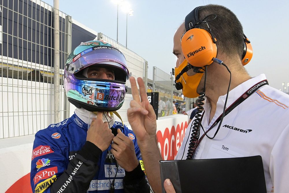 Webber: "Sezon ne kadar çabuk biterse Ricciardo için o kadar iyi olur"