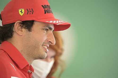 F1: Marko diz que Sainz não deu certo na Red Bull por mérito de Verstappen