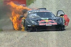 DTM | Paura per Fraga, Ferrari a fuoco in Qualifica!