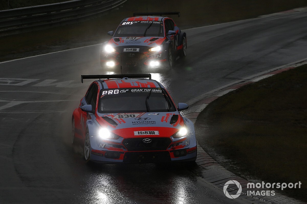 Hyundai con Elantra, i30 e i20 alla 24h del Nurburgring