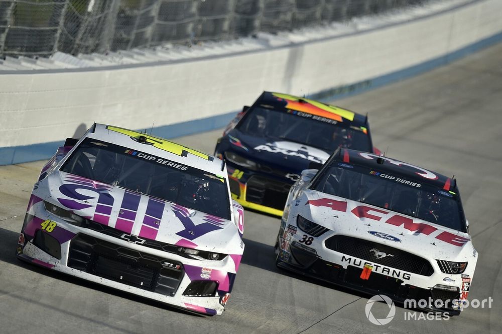 What time and channel is the Sunday Dover NASCAR race?