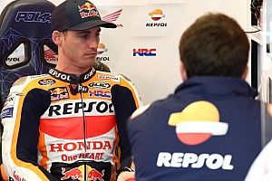 Pol Espargaró: “Para mí, que Alberto Puig esté en las carreras es crucial”