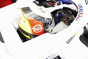 Шумахер рассказал о «скрюченной» позе за рулем Haas