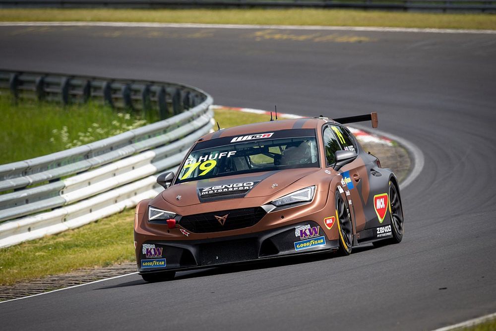 WTCR: Huff e un debutto con Cupra che fortifica il carattere
