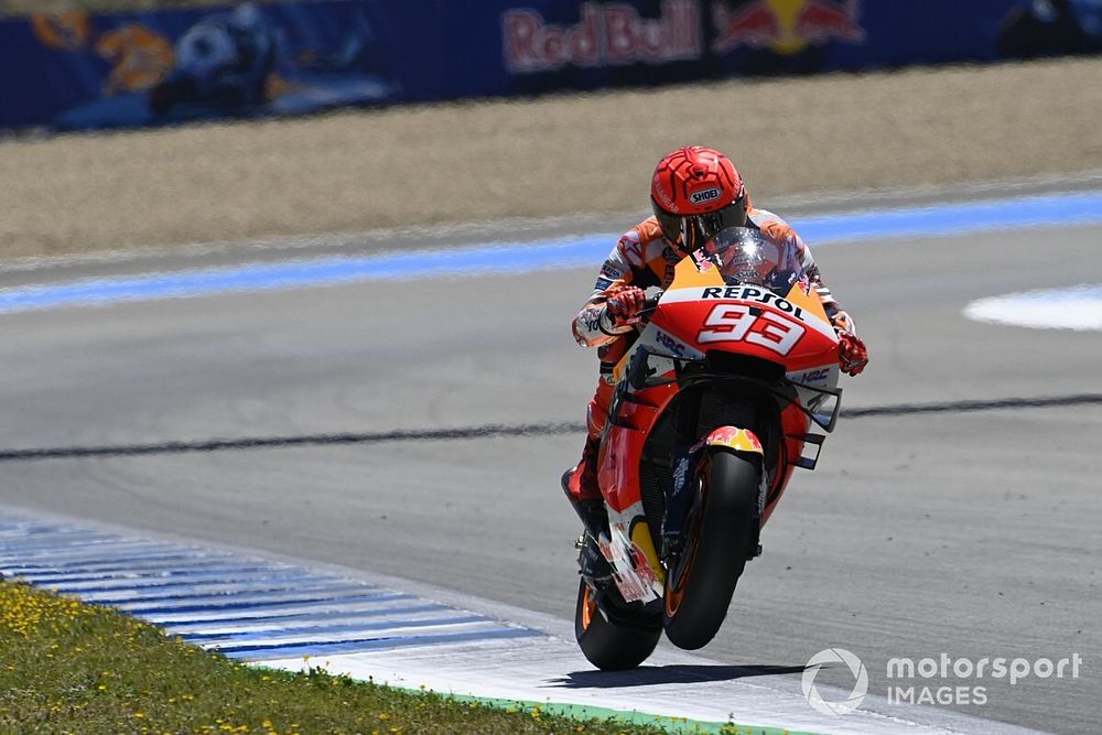 Wordt de MotoGP te snel voor de klassieke circuits?