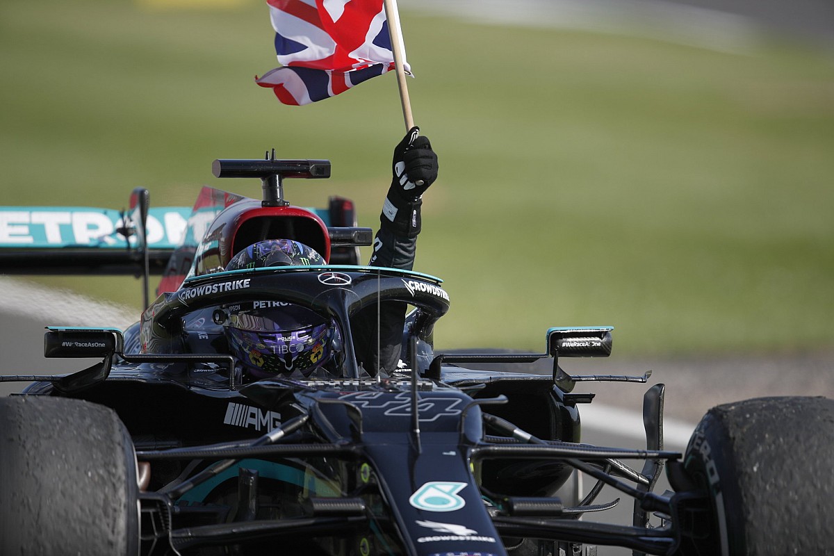 A Red Bull további szankciókat kérhet Hamilton ellen? Horner szkeptikus...