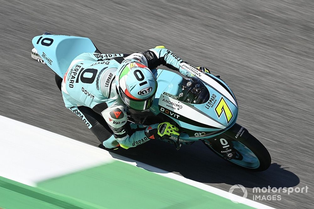 Moto3 Mugello: 13 sürücünün 1.5 sn içerisinde yer aldığı yarışı Foggia kazandı