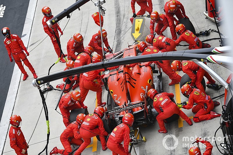 La Mercedes è in fuga, ma ora è la Ferrari che deve cambiare il suo passo