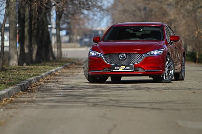 Тест-драйв вже втретє оновленої Mazda 6