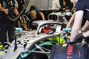 Russell, Mercedes'in de genç sürücülere odaklanmasını umuyor