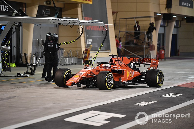 Binotto neemt het op voor Vettel: "We moeten onze rijders aanmoedigen"
