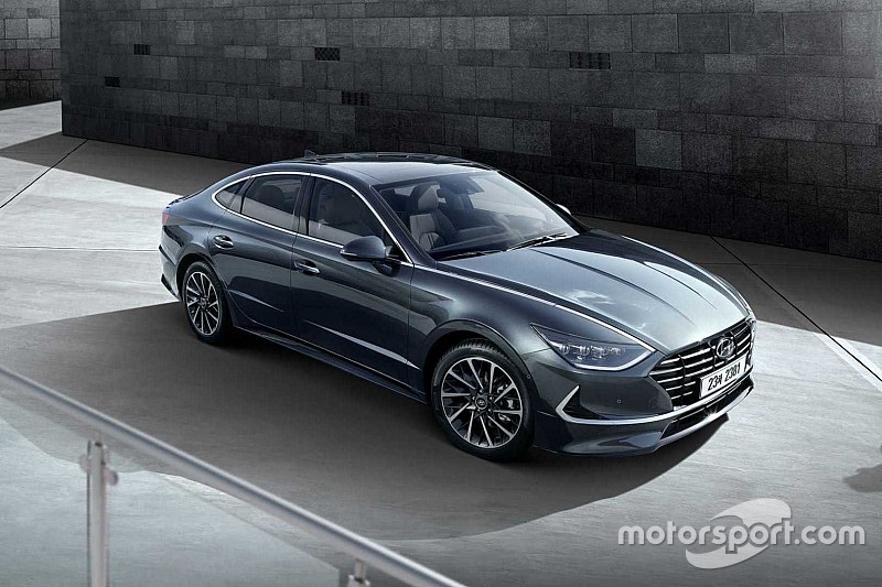 Hyundai Sonata оновила дизайн і стала більшою