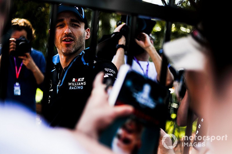Kubica: minket nem érint a leggyorsabb körért járó pont...