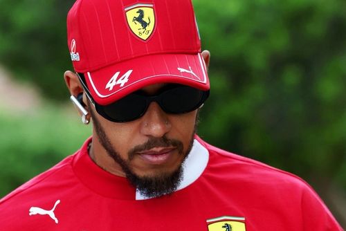 Hamilton admite por qué no se arrepiente de fichar por Ferrari pese a sus resultados