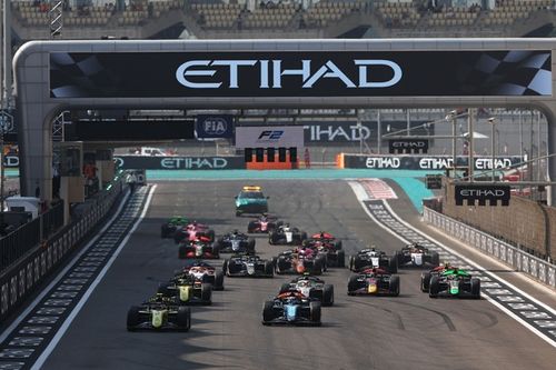 C&acirc;mara &eacute; 2&ordm; e Fittipaldi 19&ordm; no primeiro dia de testes da F2 em Abu Dhabi