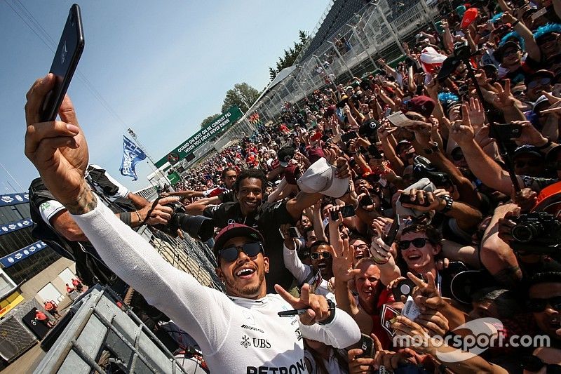 Race winner Lewis Hamilton, Mercedes AMG F1