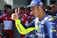 Rossi pakt sensationele derde startplek in Aragon, pole voor Viñales