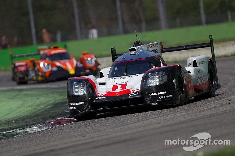 Fotogallery: le vetture del FIA WEC in pista a Monza per il prologo