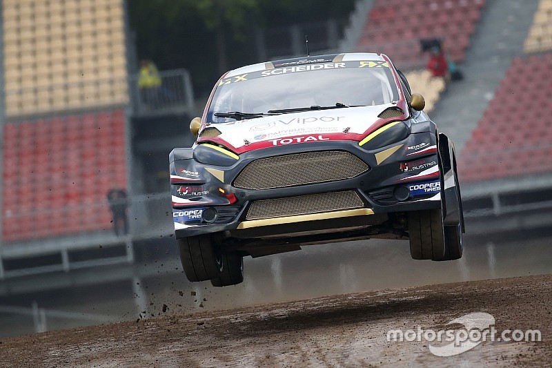 Scheider surprenant leader avant les demi-finales