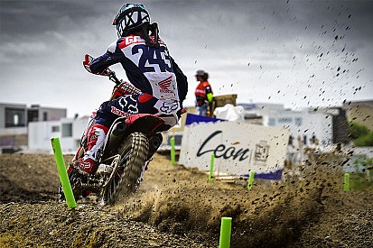 Tim Gajser centra la "pole" in Messico davanti alle Husqvarna