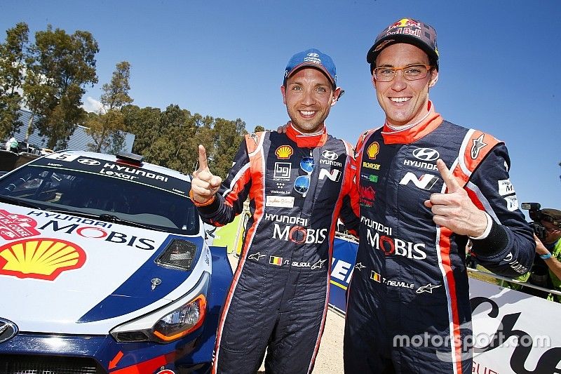 Winners Thierry Neuville, Nicolas Gilsoul, Hyundai i20 Coupe WRC, Hyundai Motorsport