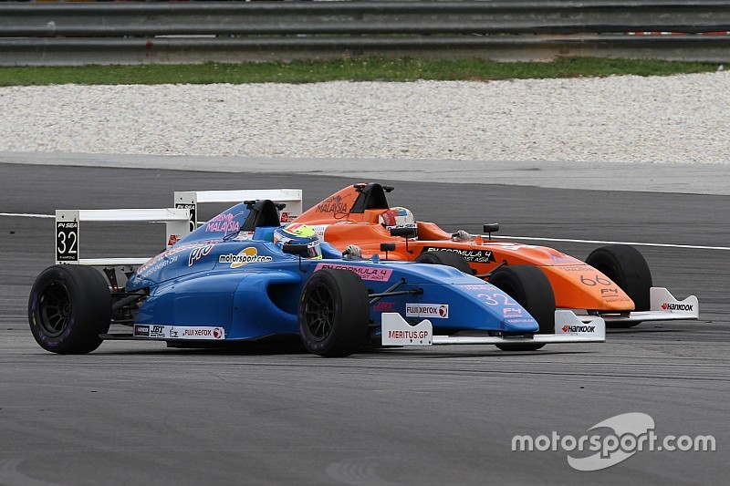 F4/SEA Sepang II: Presley menangi duel sengit melawan Frost di Race 4