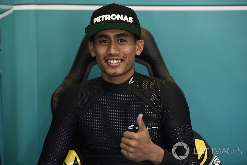 Syahrin: "El equipo me ha dicho que me adapte a la moto y sume experiencia"