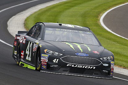 NASCAR: A versenyző nézetéből a becsapódás