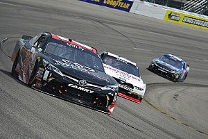 Los equipos de Xfinity sacan provecho en Charlotte
