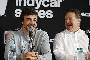 В McLaren допустили разрыв отношений с Алонсо после 2019 года