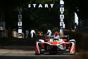 Debutto con record per la nuova Mahindra M4Electro!