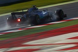 Mercedes e Red Bull mudam suspensão e são aprovadas pela FIA