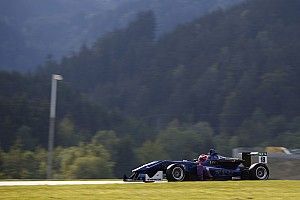 FIA confirms "possible head and back injuries" for F3 driver Li