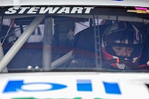 Tony Stewart ready for "another 400 laps" after return at Richmond
