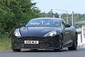L'Aston Martin Vanquish S surprise près du Nürburgring