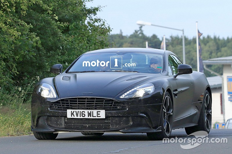 L'Aston Martin Vanquish S surprise près du Nürburgring