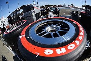 IndyCar extends Firestone contract, adjusts tire allotment