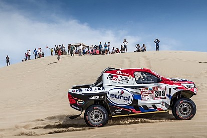 Bandenwissels kosten Ten Brinke tijd in derde etappe Dakar 2018