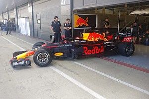 Red Bull, Williams y Haas han probado las Pirelli 2019 en Silverstone