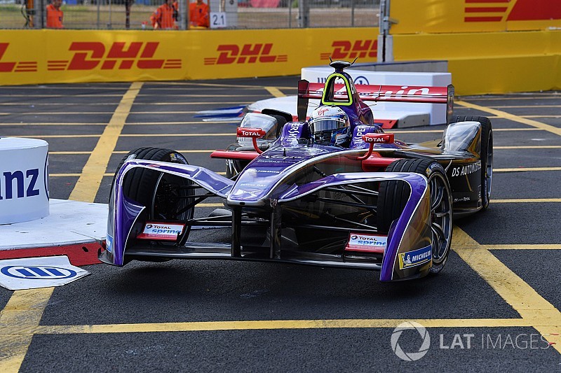 Race 1 ePrix Hong Kong: Bird menang, Buemi-di Grassi bermasalah